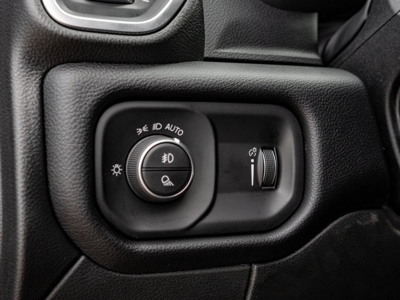2027 RAM 2500 Big Horn Photo