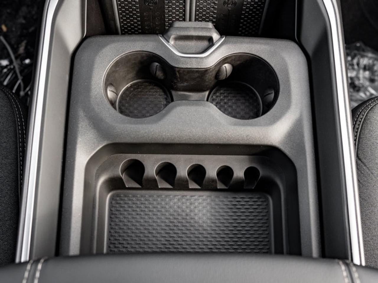 2027 RAM 2500 Big Horn Photo