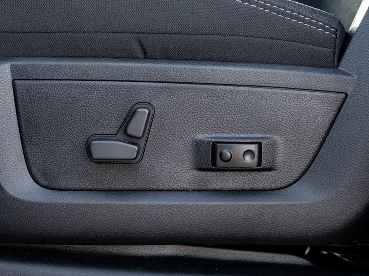 2027 RAM 2500 Big Horn Photo