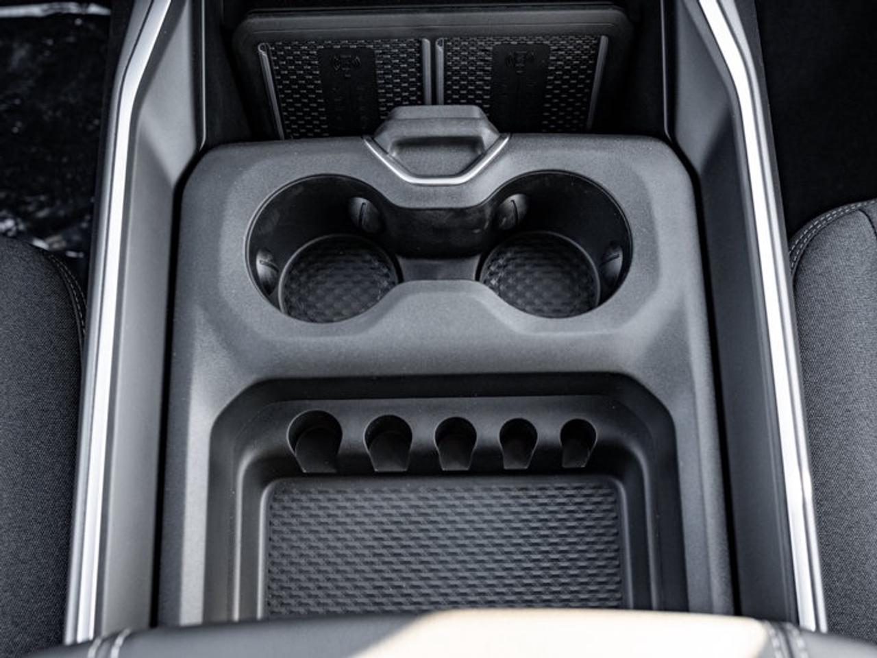 2027 RAM 2500 Big Horn Photo