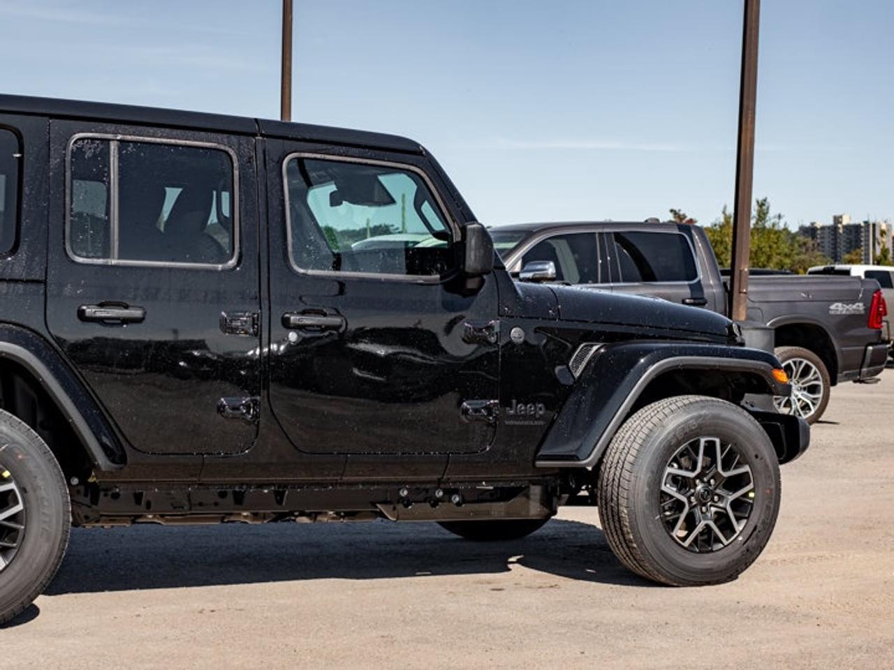 2027 Jeep Wrangler Sahara Photo
