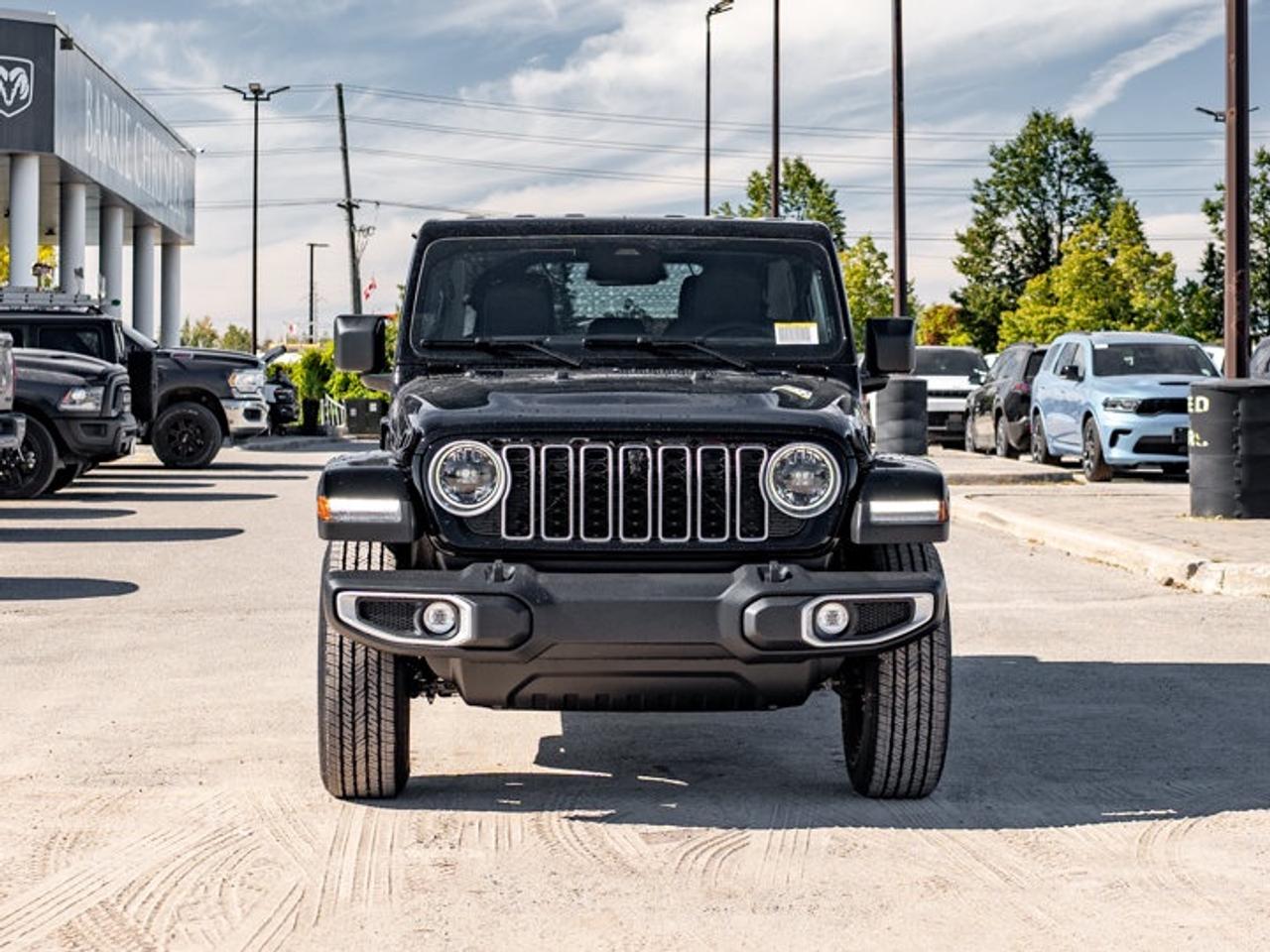 2027 Jeep Wrangler Sahara Photo