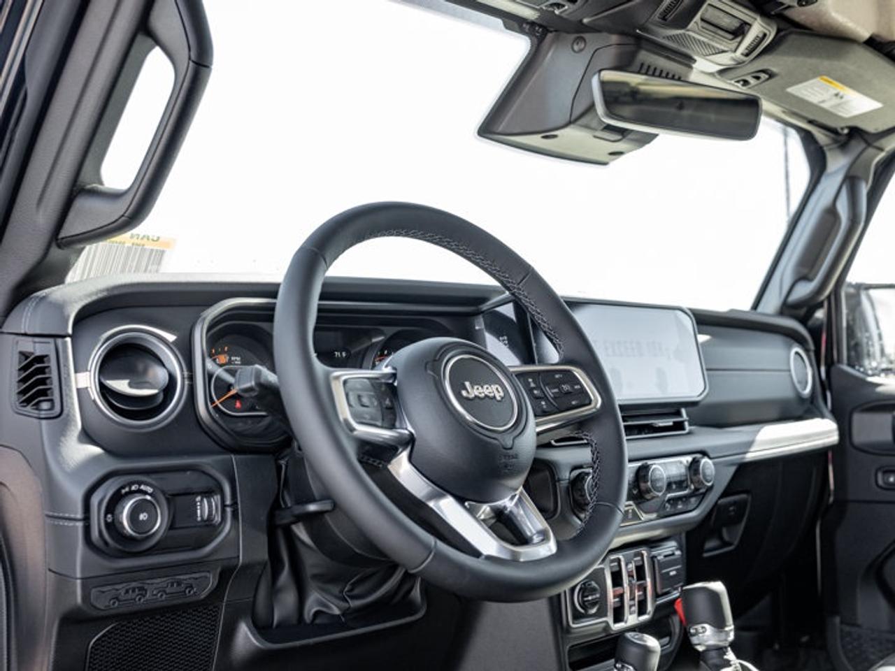 2027 Jeep Wrangler Sahara Photo