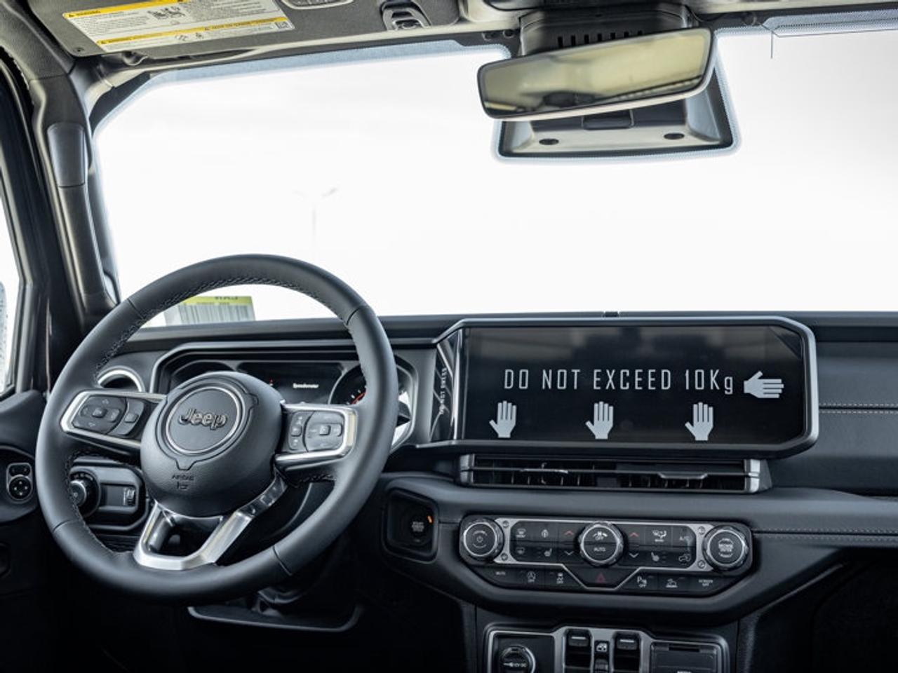2027 Jeep Wrangler Sahara Photo