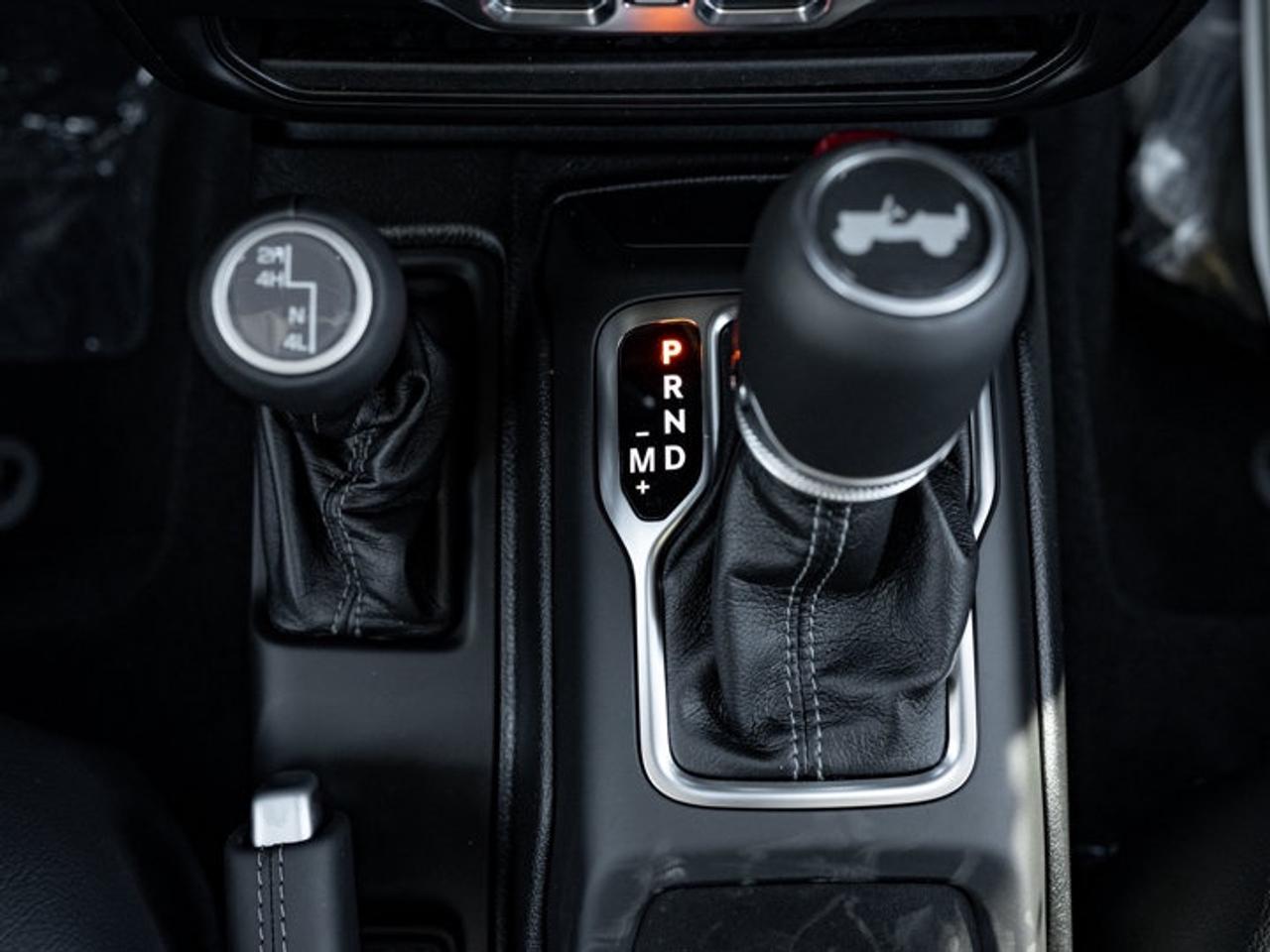 2027 Jeep Wrangler Sahara Photo