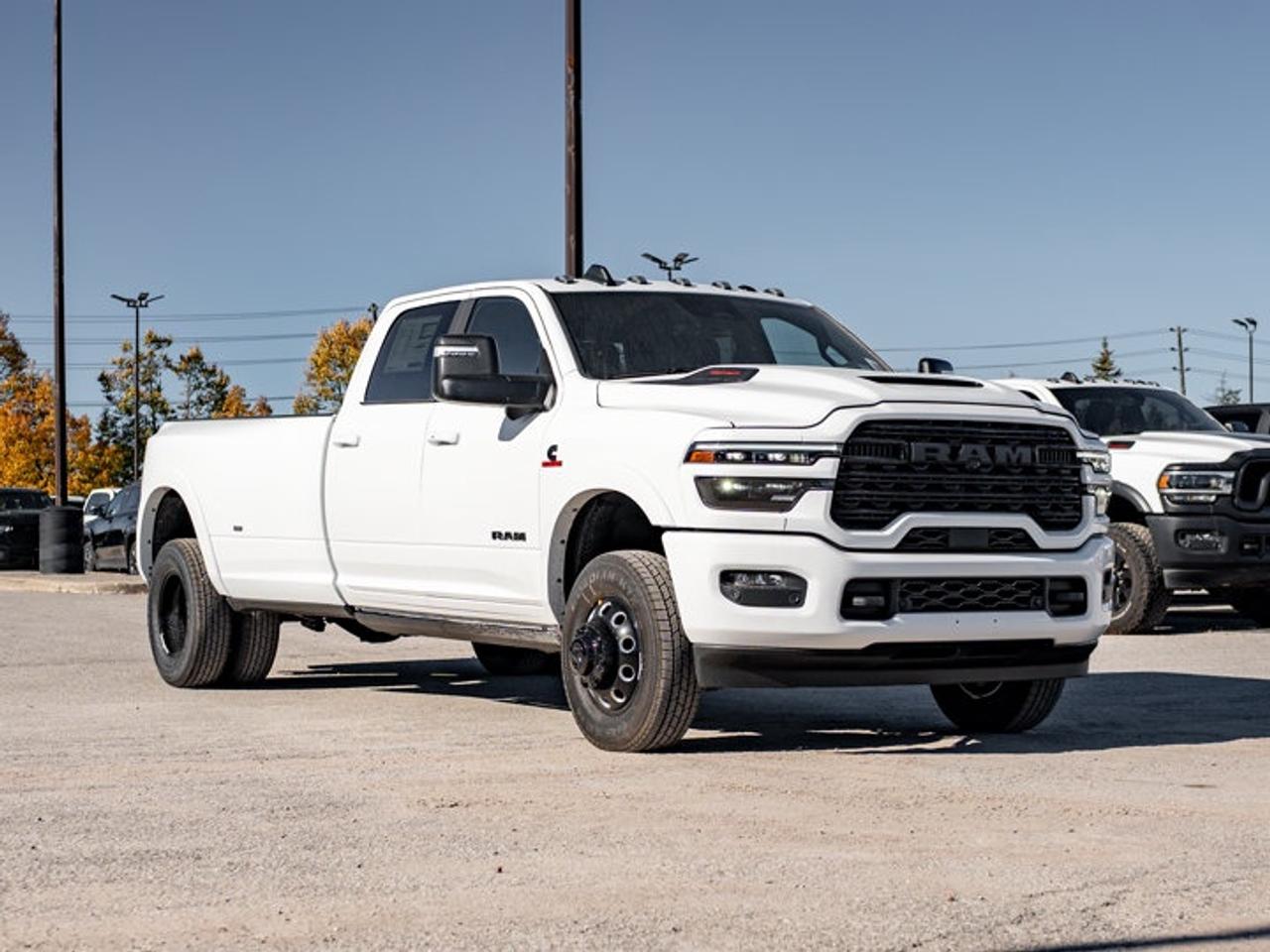 2027 RAM 3500 Limited Photo