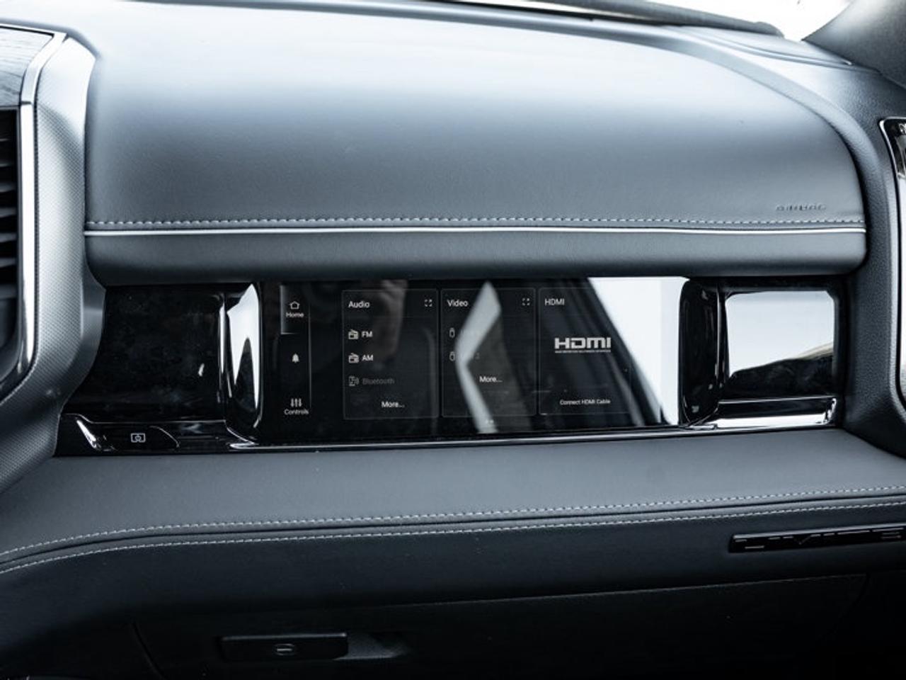 2027 RAM 3500 Limited Photo