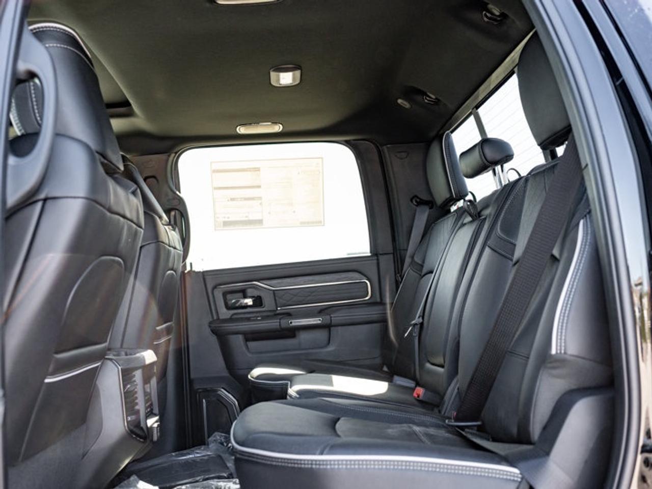 2027 RAM 2500 Limited Photo