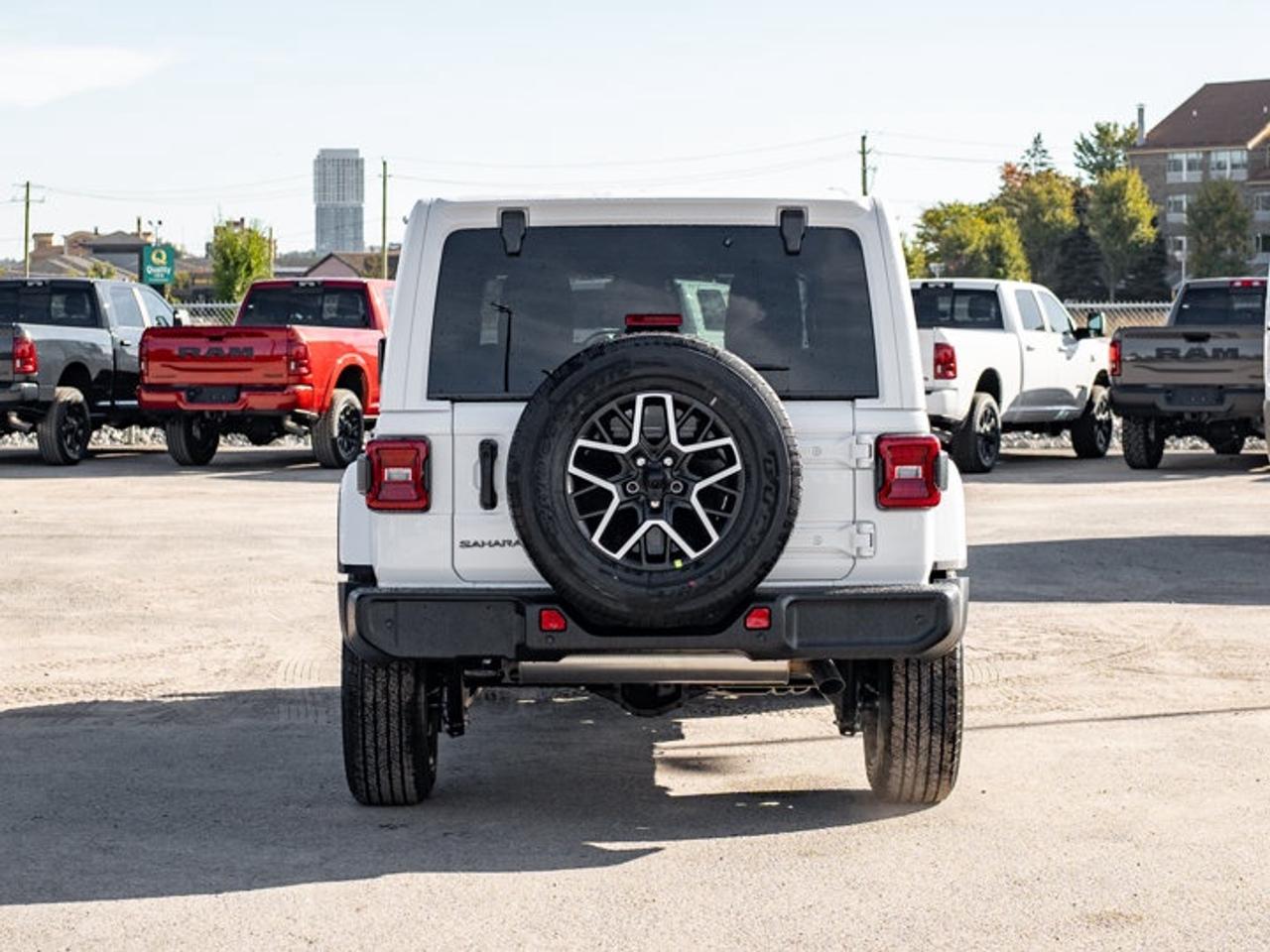 2027 Jeep Wrangler Sahara Photo