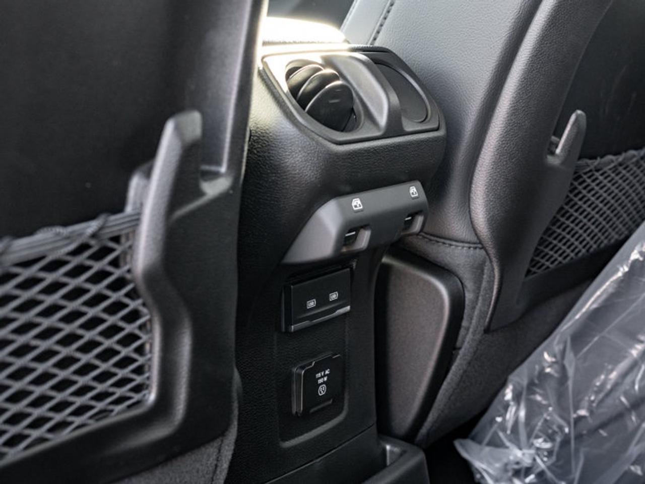 2027 Jeep Wrangler Sahara Photo