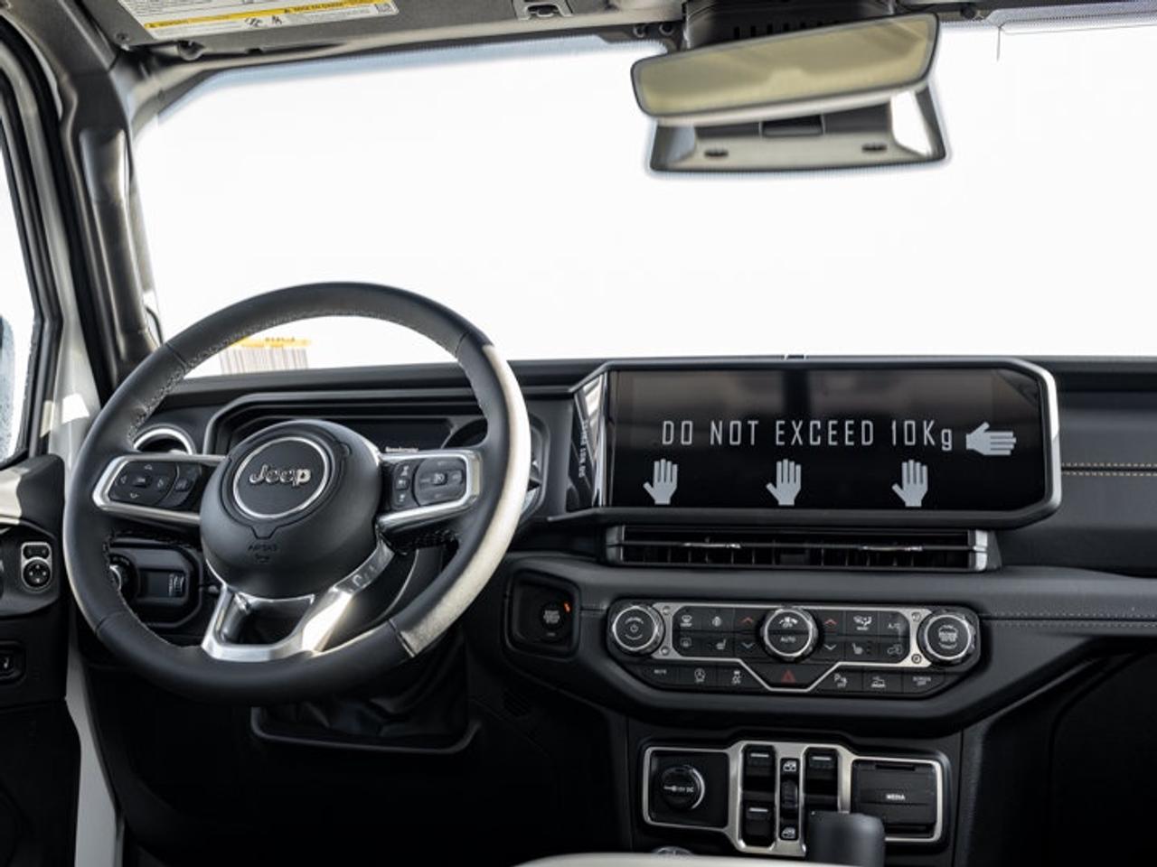 2027 Jeep Wrangler Sahara Photo