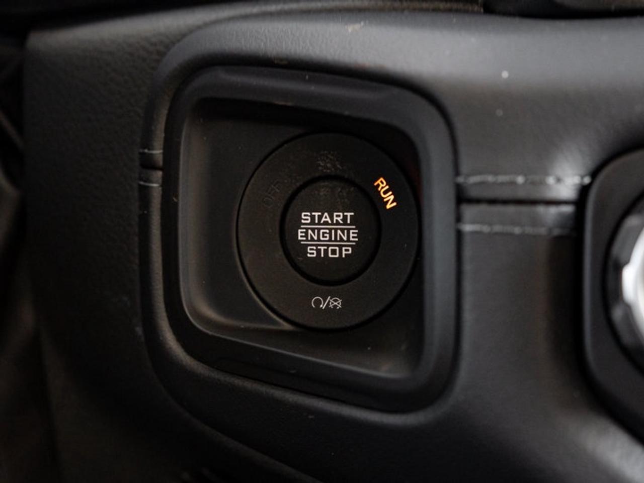 2027 Jeep Wrangler Sahara Photo