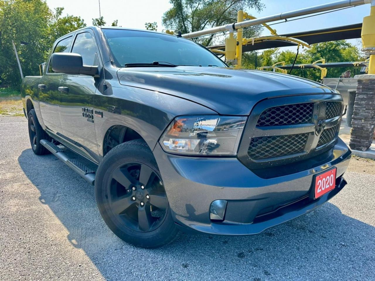 2020 RAM 1500 Classic EXPRESS  * 4X4 * ONE OWNER * NO ACCID 4 DOOR Photo
