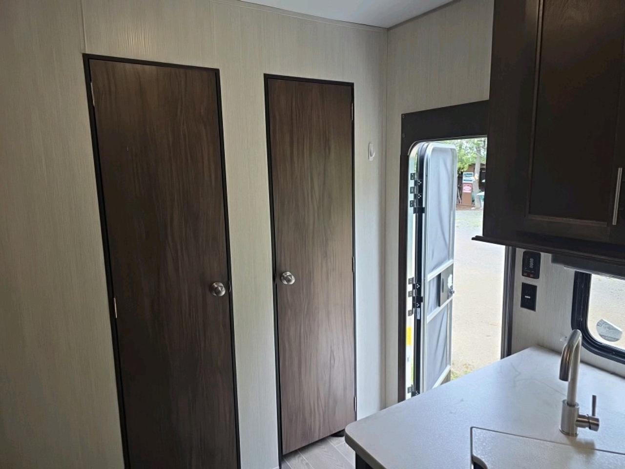 2019 Forest River Cherokee CHEROKE 39 RESE Photo