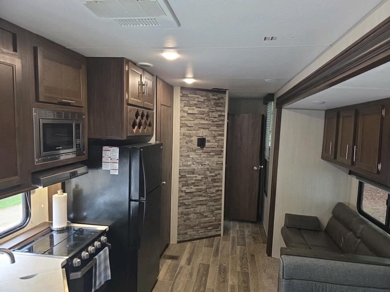 2019 Forest River Cherokee CHEROKE 39 RESE Photo