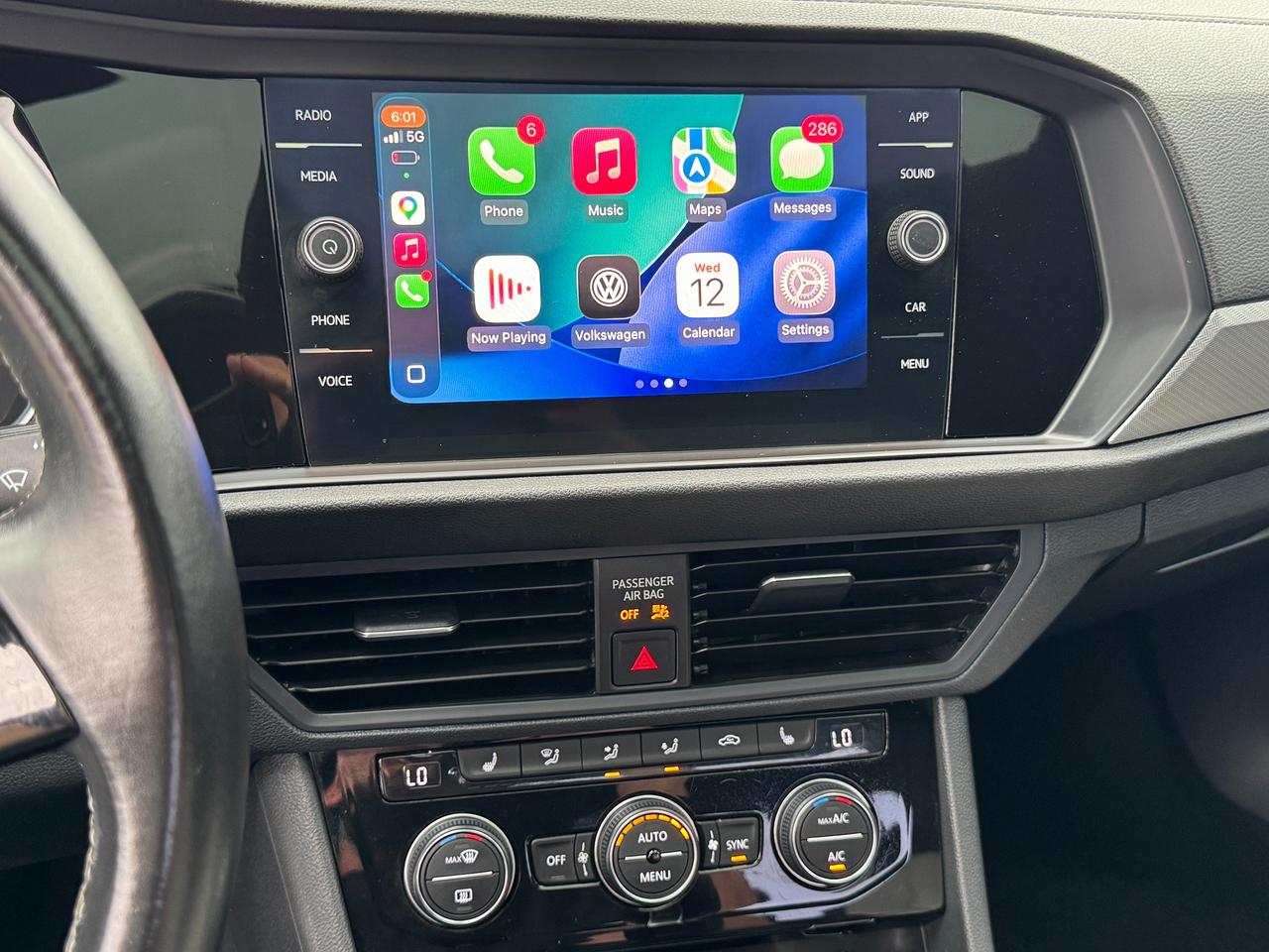 2019 Volkswagen Jetta Highline 1.4L TSI Turbo+Leather+Roof+New Tires Photo
