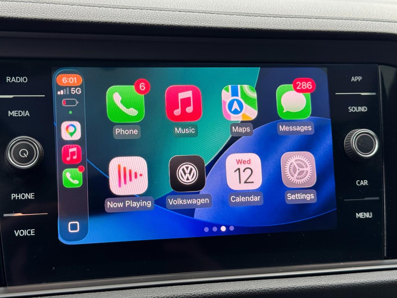 2019 Volkswagen Jetta Highline 1.4L TSI Turbo+Leather+Roof+New Tires Photo