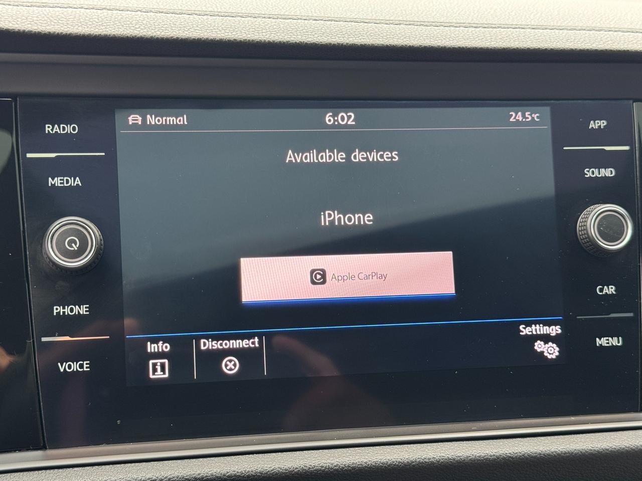 2019 Volkswagen Jetta Highline 1.4L TSI Turbo+Leather+Roof+New Tires Photo
