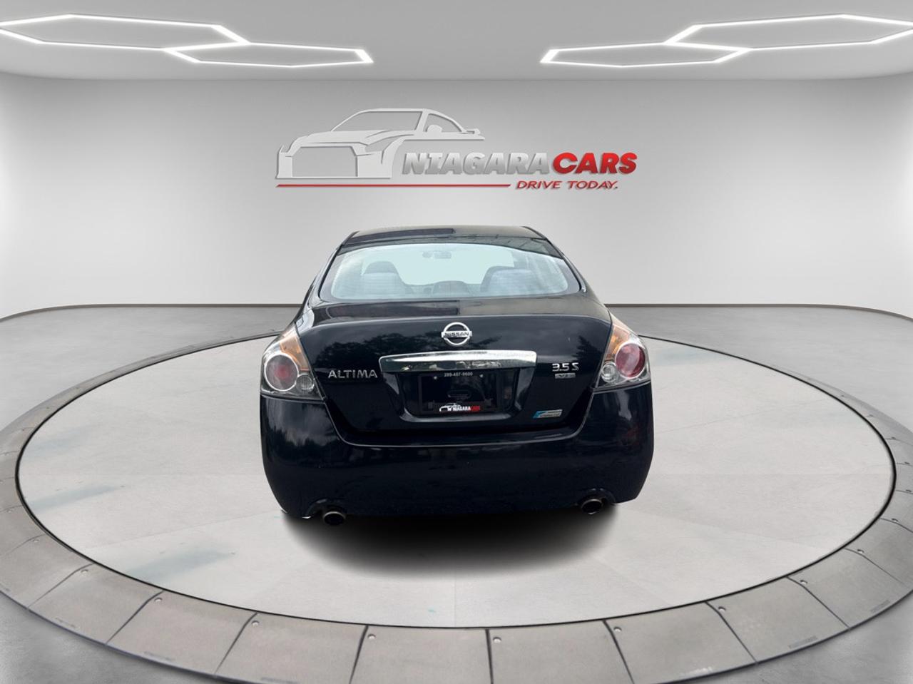 2011 Nissan Altima 3.5 SR Photo3