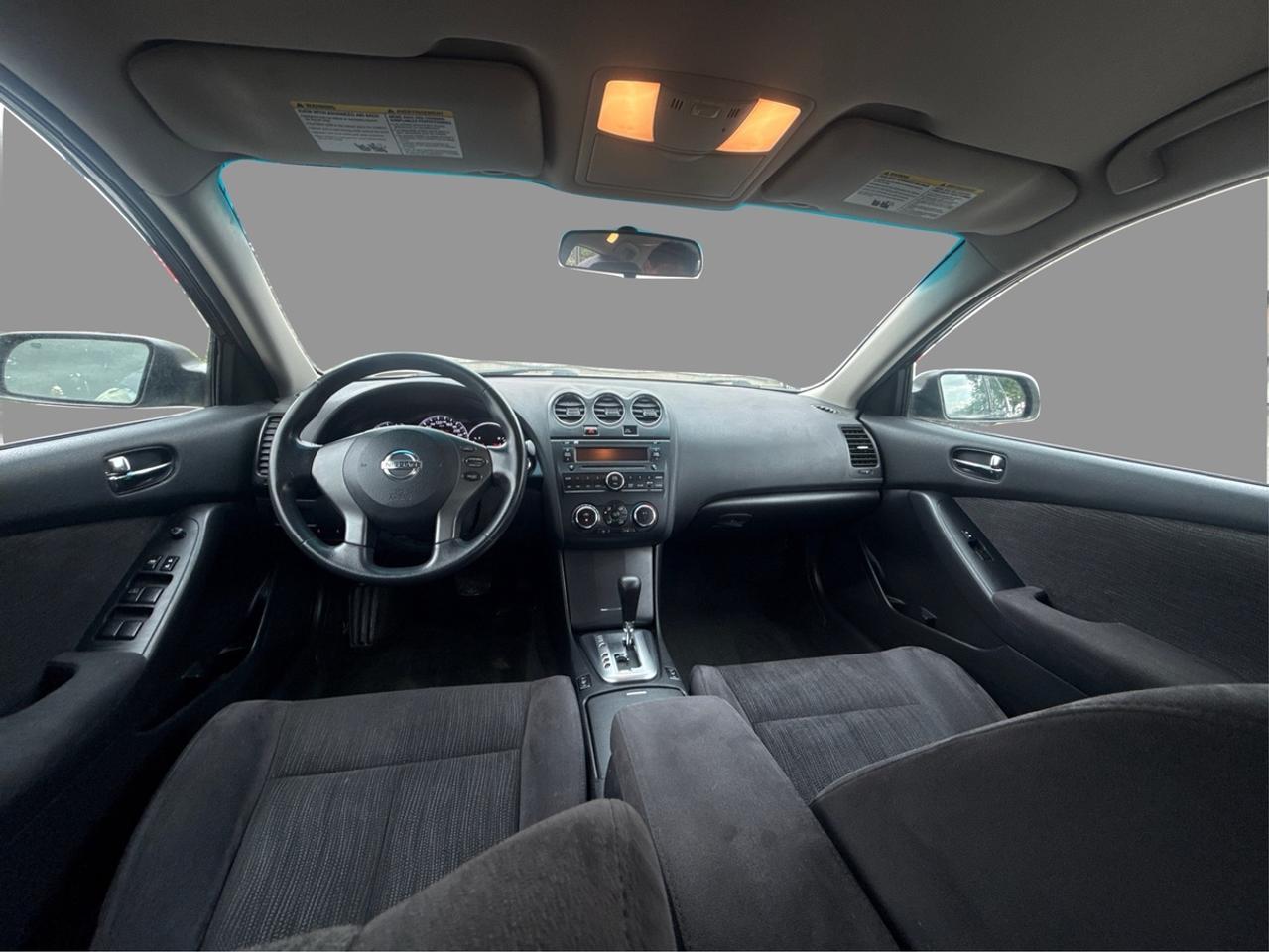 2011 Nissan Altima 3.5 SR Photo