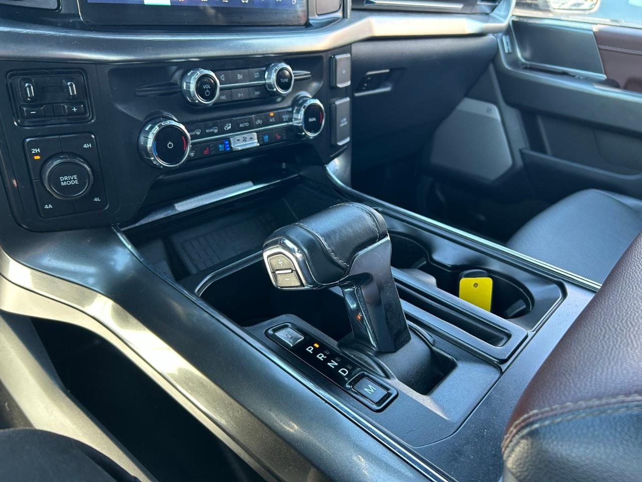 2022 Ford F-150 Lariat 4WD SuperCrew 5.5' Box Photo