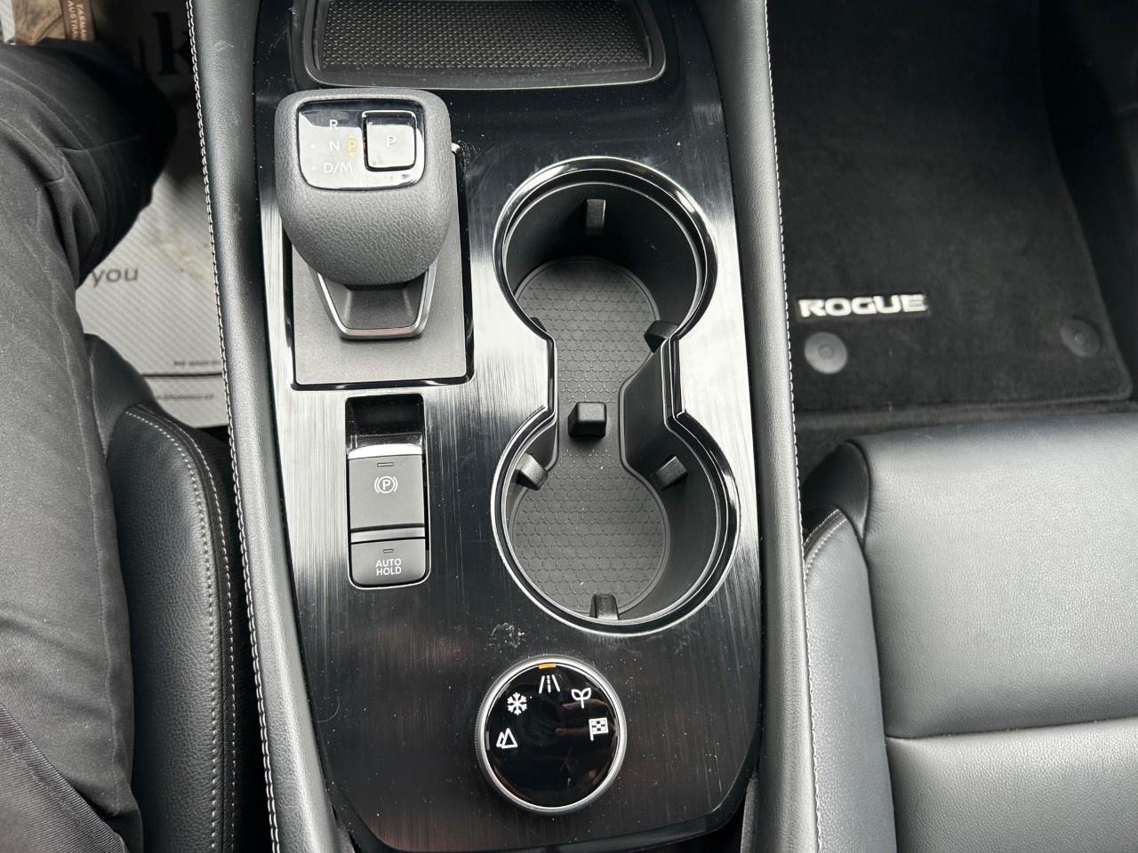 2023 Nissan Rogue AWD SL Photo