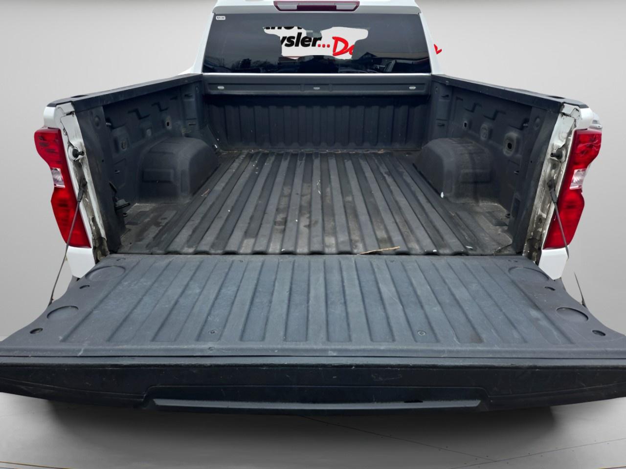 2022 Chevrolet Silverado 1500 LTD Crew Cab Short Box 4-Wheel Drive LT Photo
