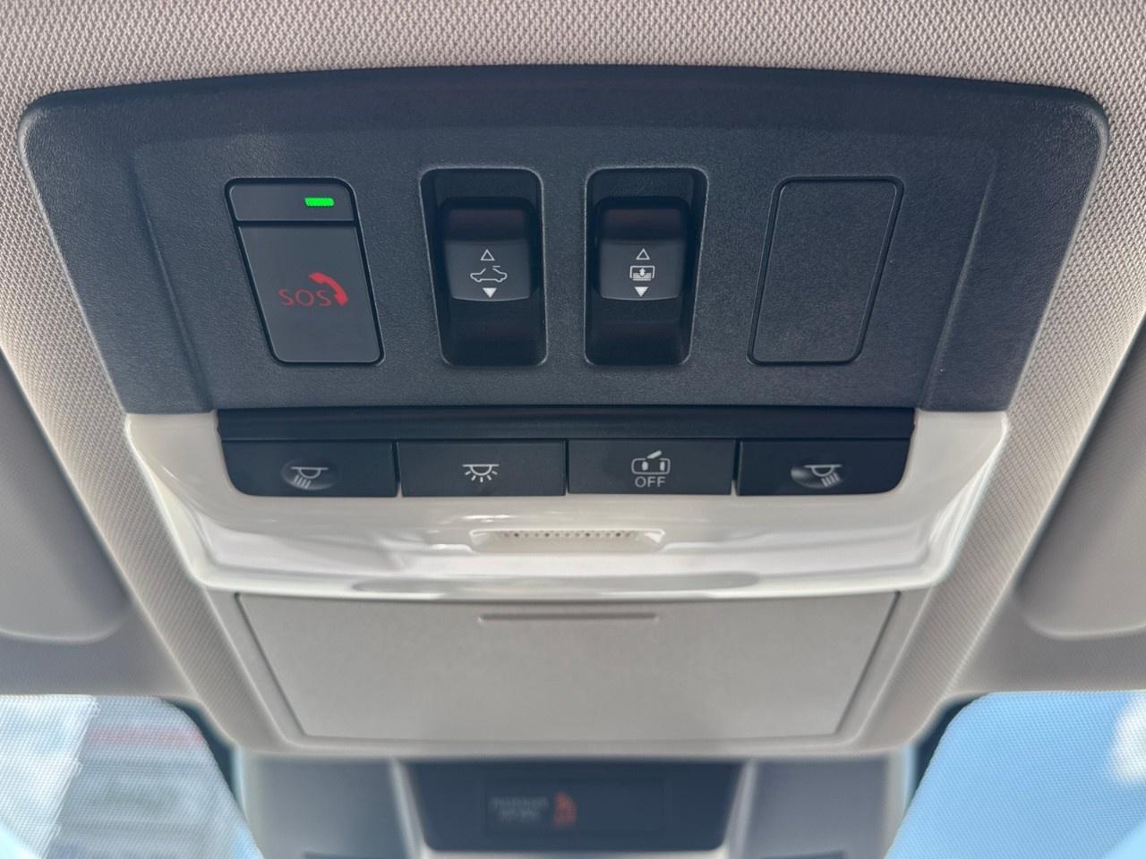 2023 Nissan Rogue AWD SV Moonroof Photo