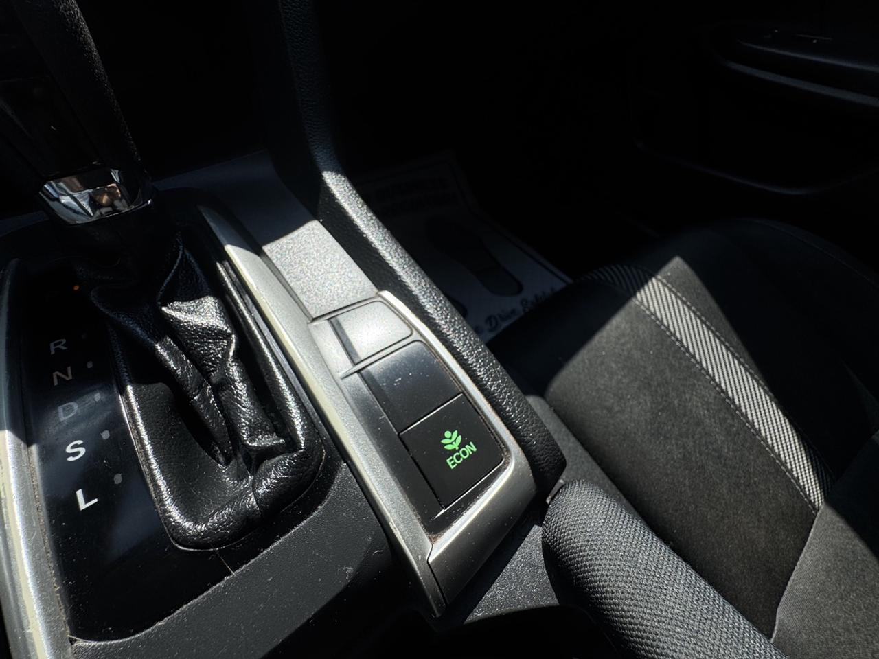 2017 Honda Civic LX Photo