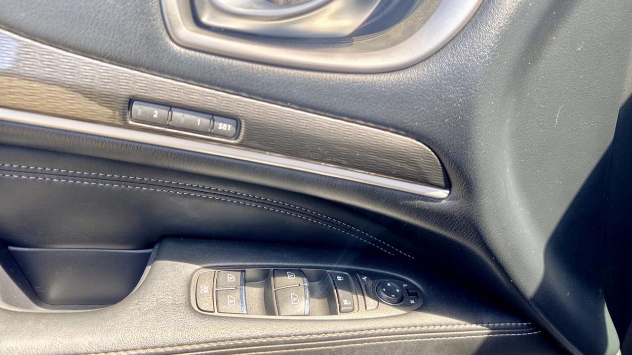 2016 Infiniti QX60 LUXE Photo