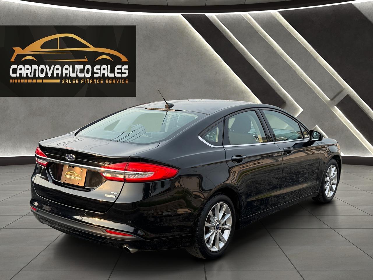 2017 Ford Fusion SE+CLEAN CARFAX+ApplePlay+Camera+New Tires Photo