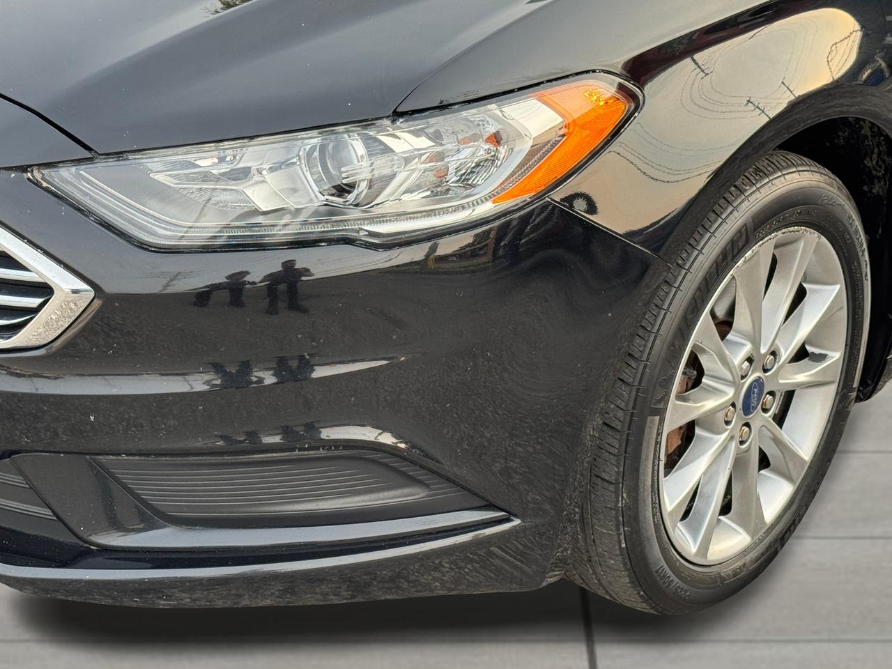 2017 Ford Fusion SE+CLEAN CARFAX+ApplePlay+Camera+New Tires Photo