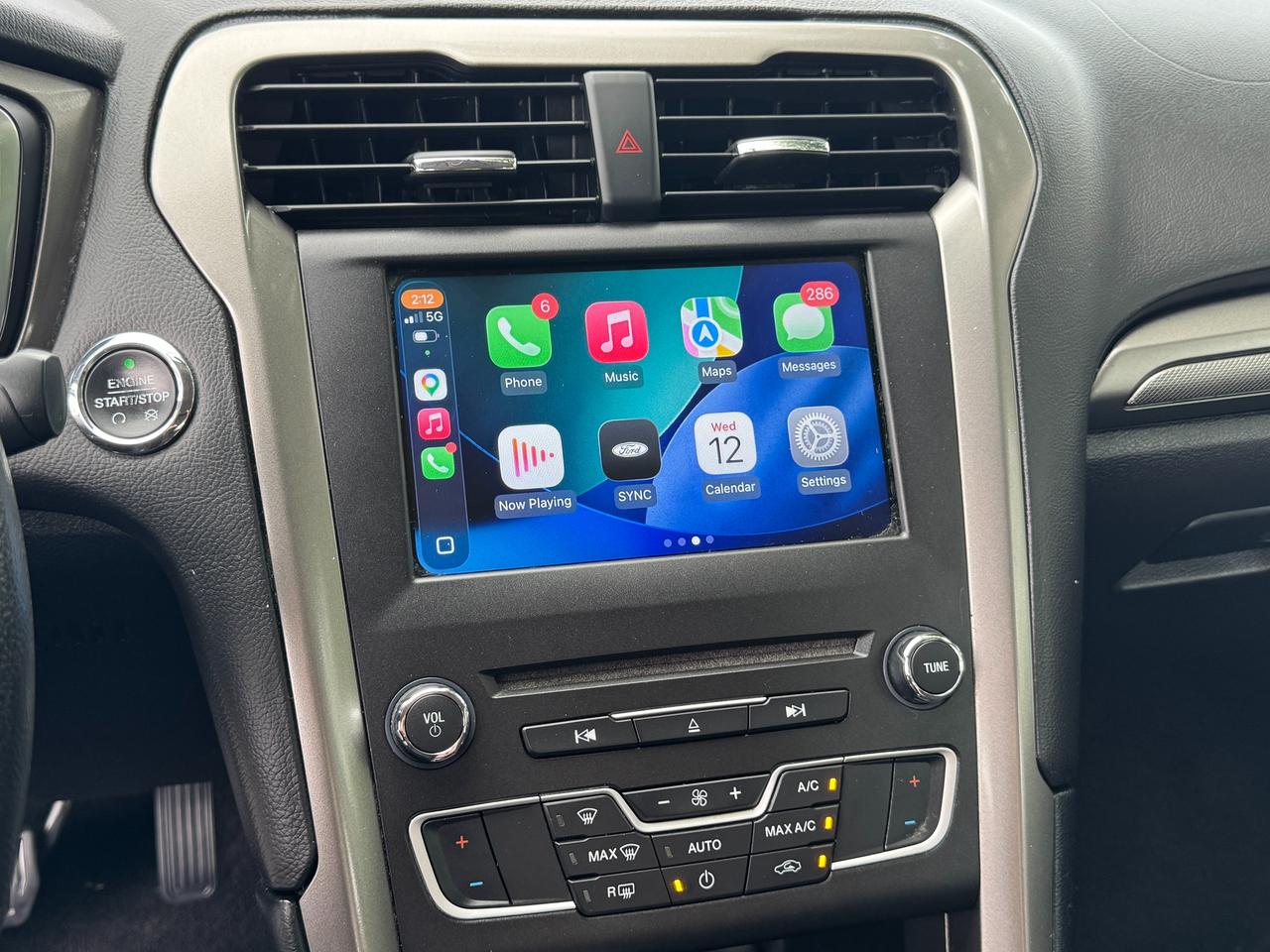 2017 Ford Fusion SE+CLEAN CARFAX+ApplePlay+Camera+New Tires Photo