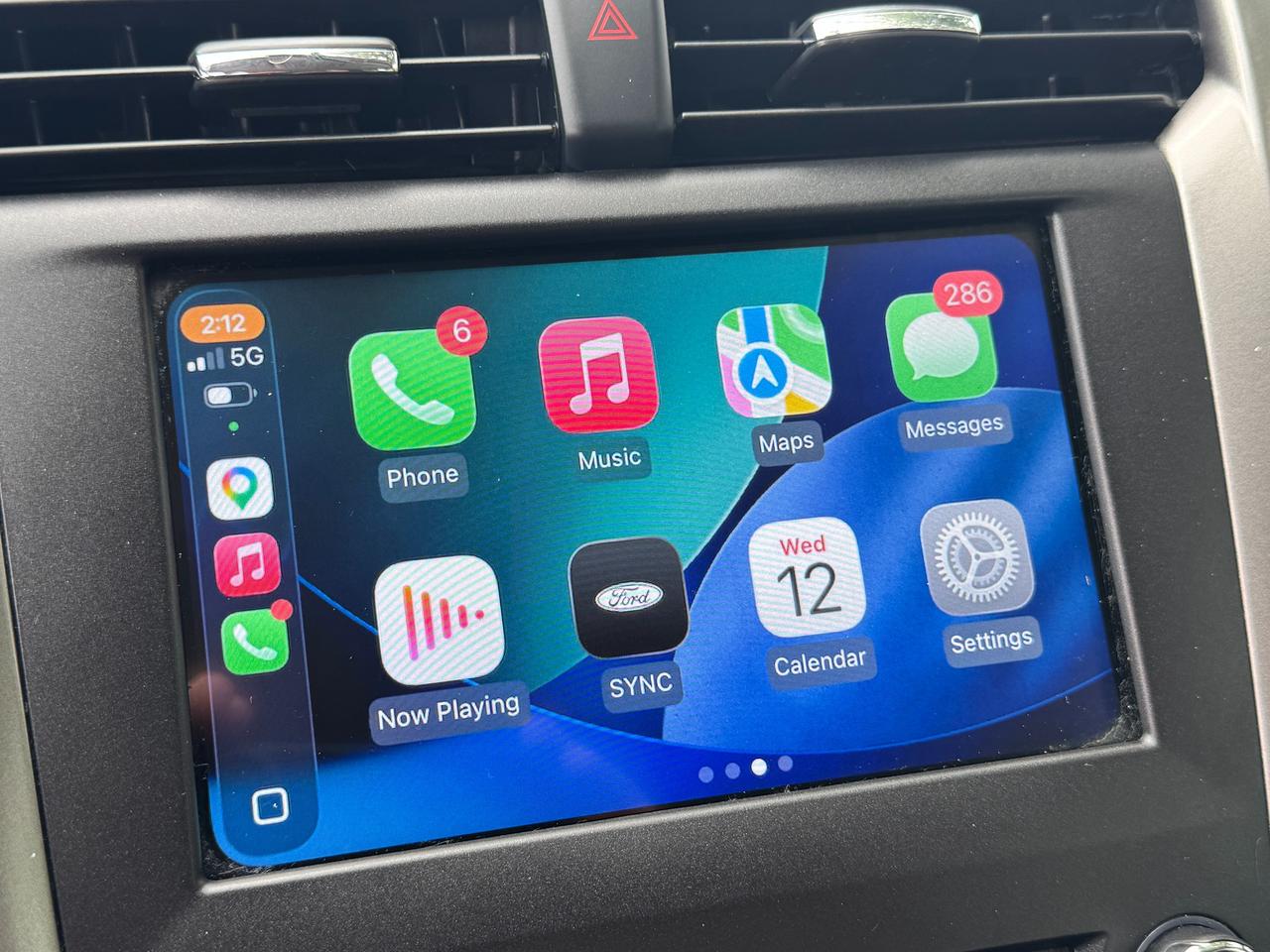 2017 Ford Fusion SE+CLEAN CARFAX+ApplePlay+Camera+New Tires Photo