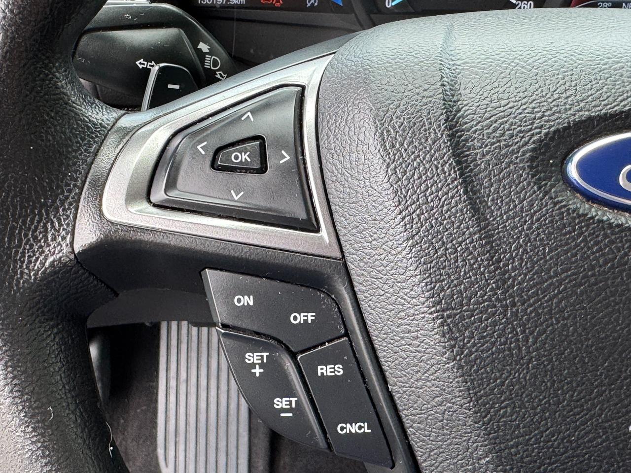 2017 Ford Fusion SE+CLEAN CARFAX+ApplePlay+Camera+New Tires Photo