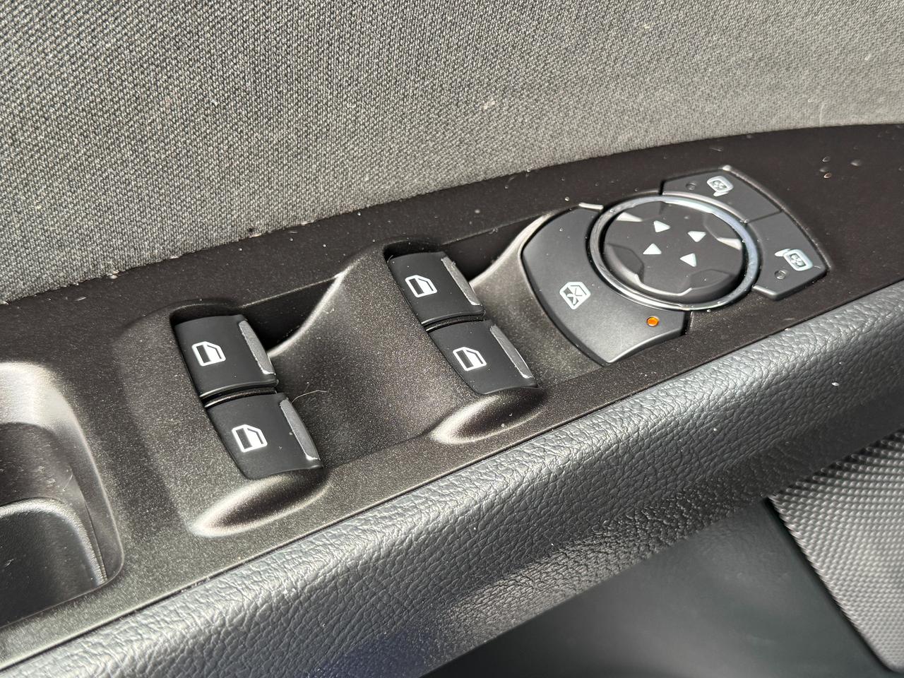 2017 Ford Fusion SE+CLEAN CARFAX+ApplePlay+Camera+New Tires Photo