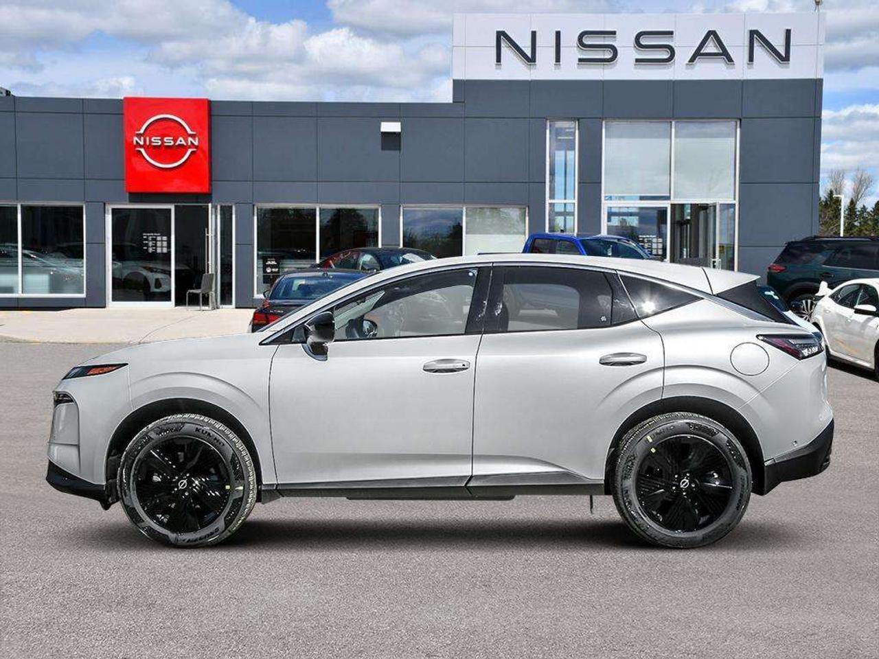 2025 Nissan Murano SV  DEMO DEAL! FLOOR MATS INC! Photo2