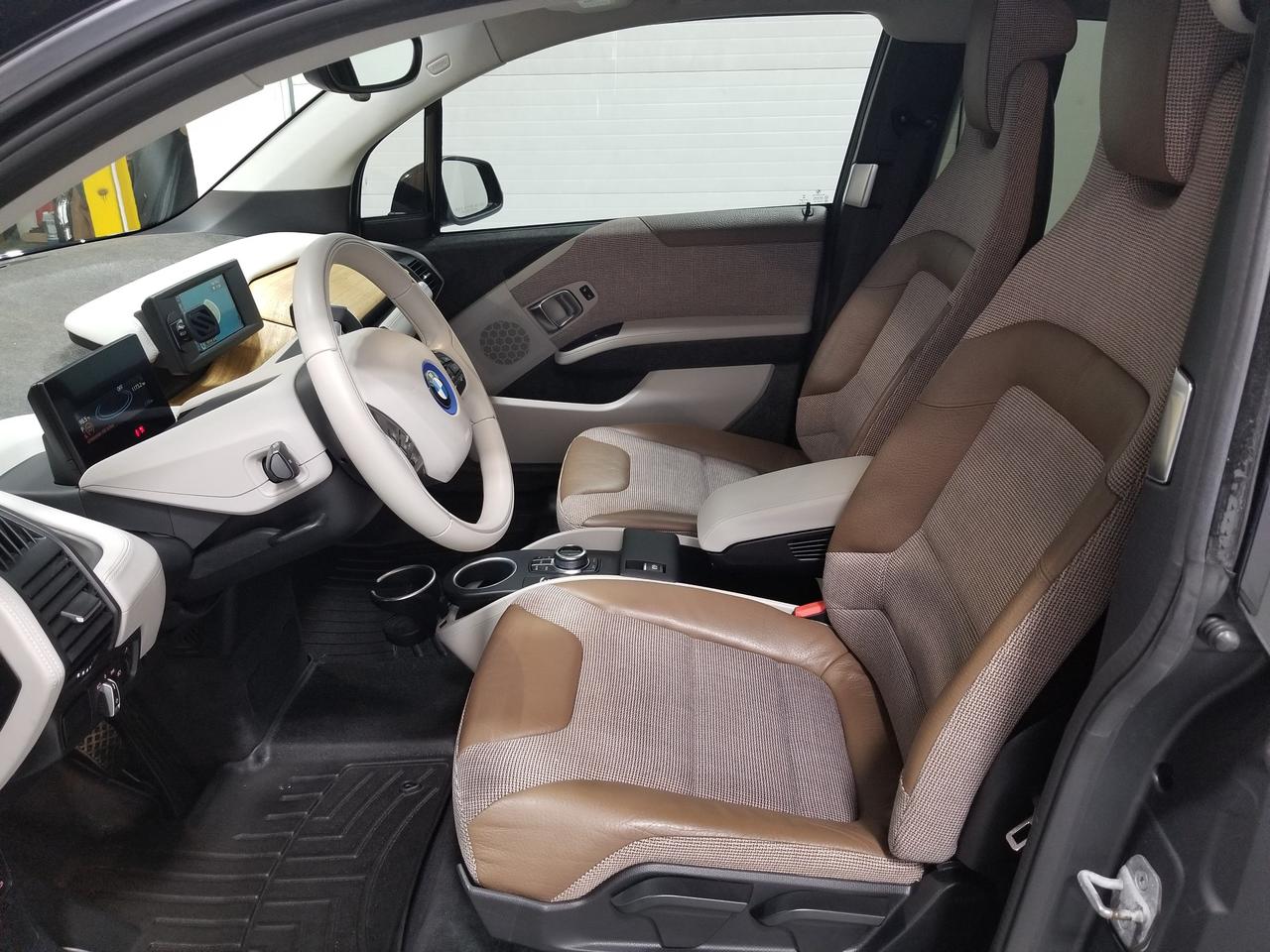 2018 BMW i3 s w/Range Extender 4dr Rear-Wheel Drive Hatchback Photo