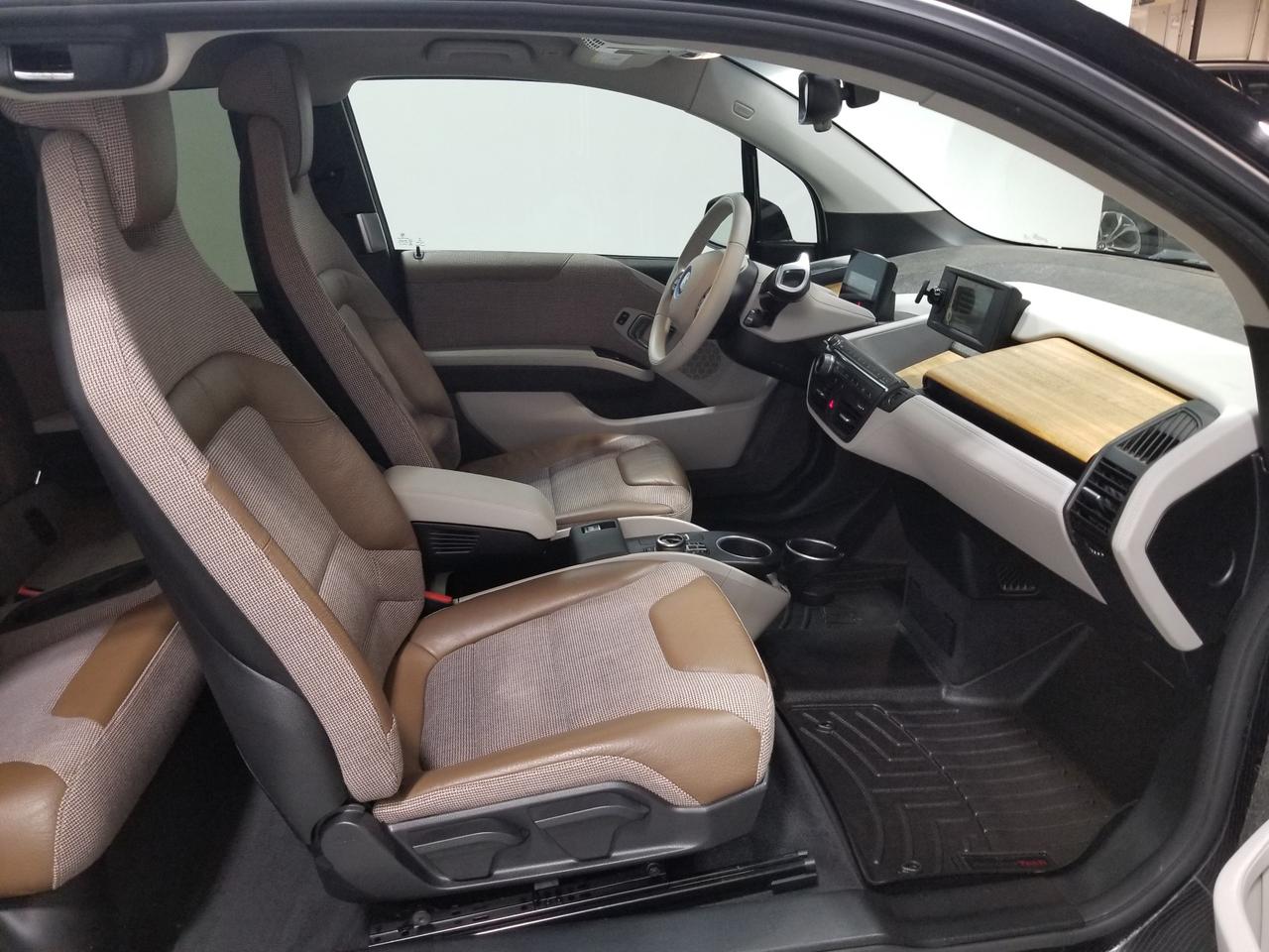 2018 BMW i3 s w/Range Extender 4dr Rear-Wheel Drive Hatchback Photo