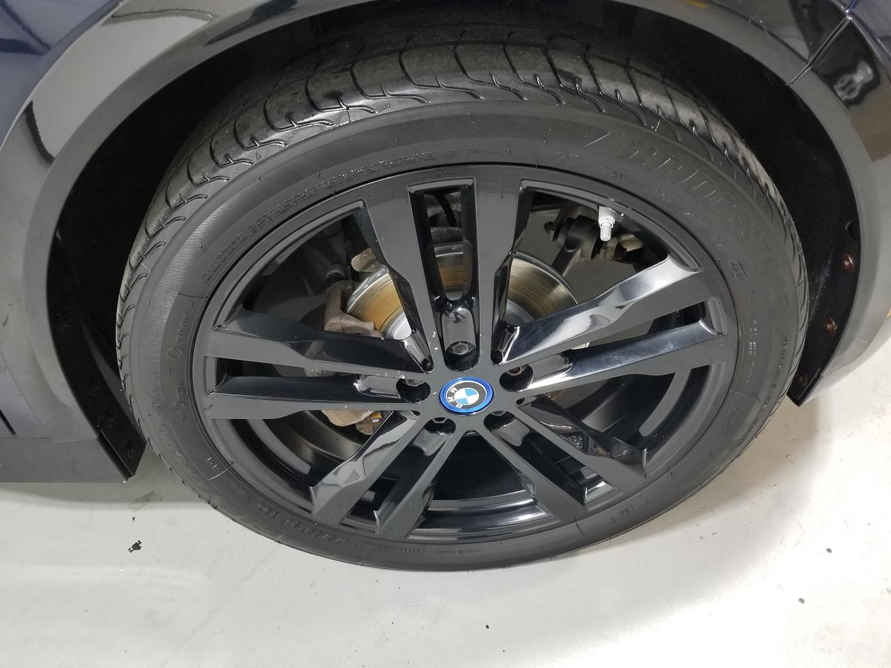 2018 BMW i3 s w/Range Extender 4dr Rear-Wheel Drive Hatchback Photo