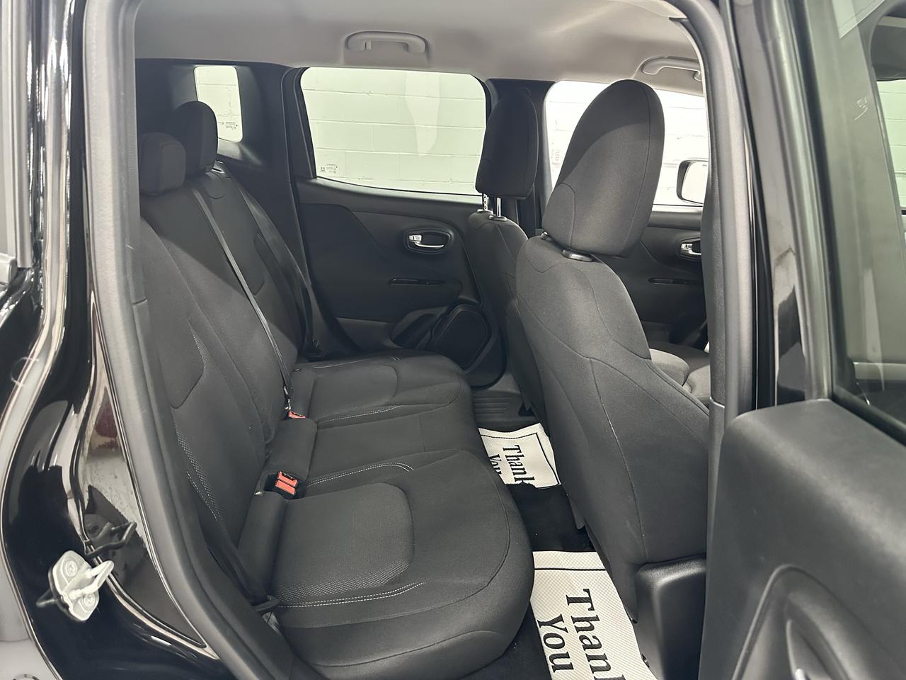 2021 Jeep Renegade Jeepster 4x4 Photo10