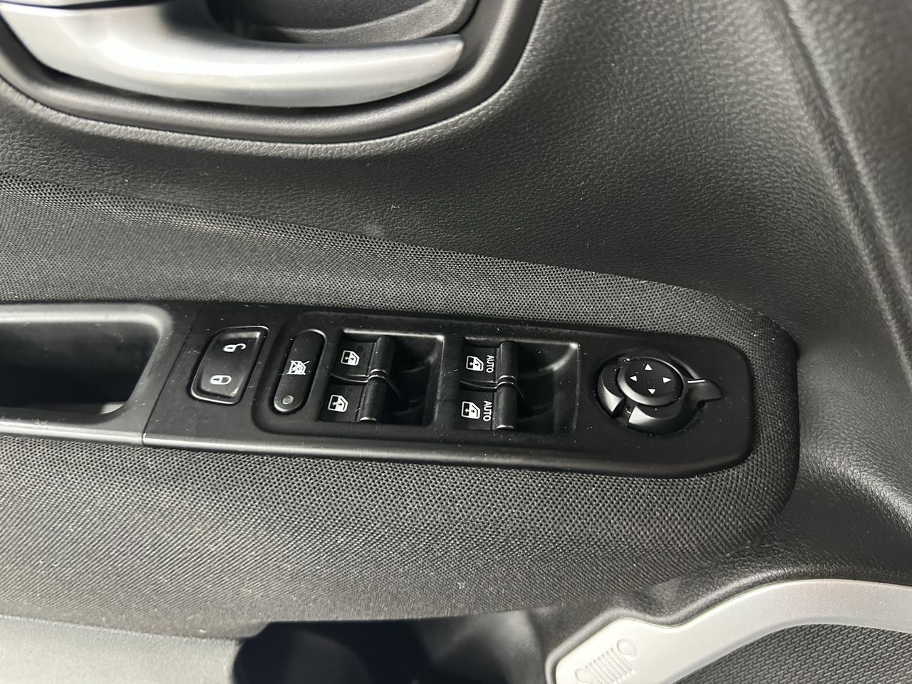 2021 Jeep Renegade Jeepster 4x4 Photo41