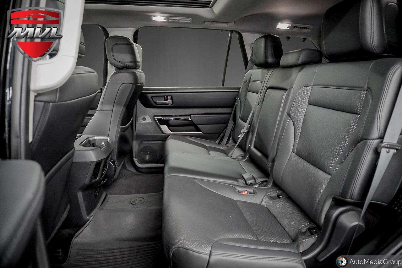 2024 Toyota Sequoia Limited 4dr 4x4 Photo