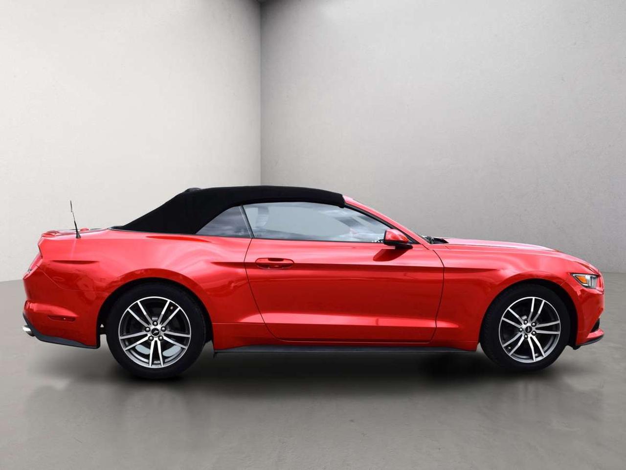 2016 Ford Mustang EcoBoost Premium Convertible Photo