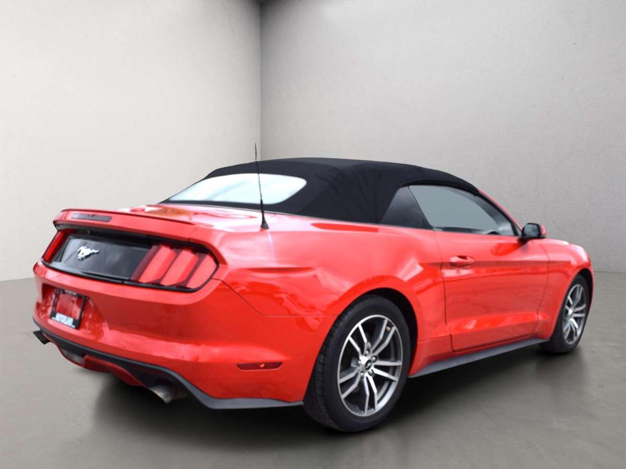 2016 Ford Mustang EcoBoost Premium Convertible Photo4