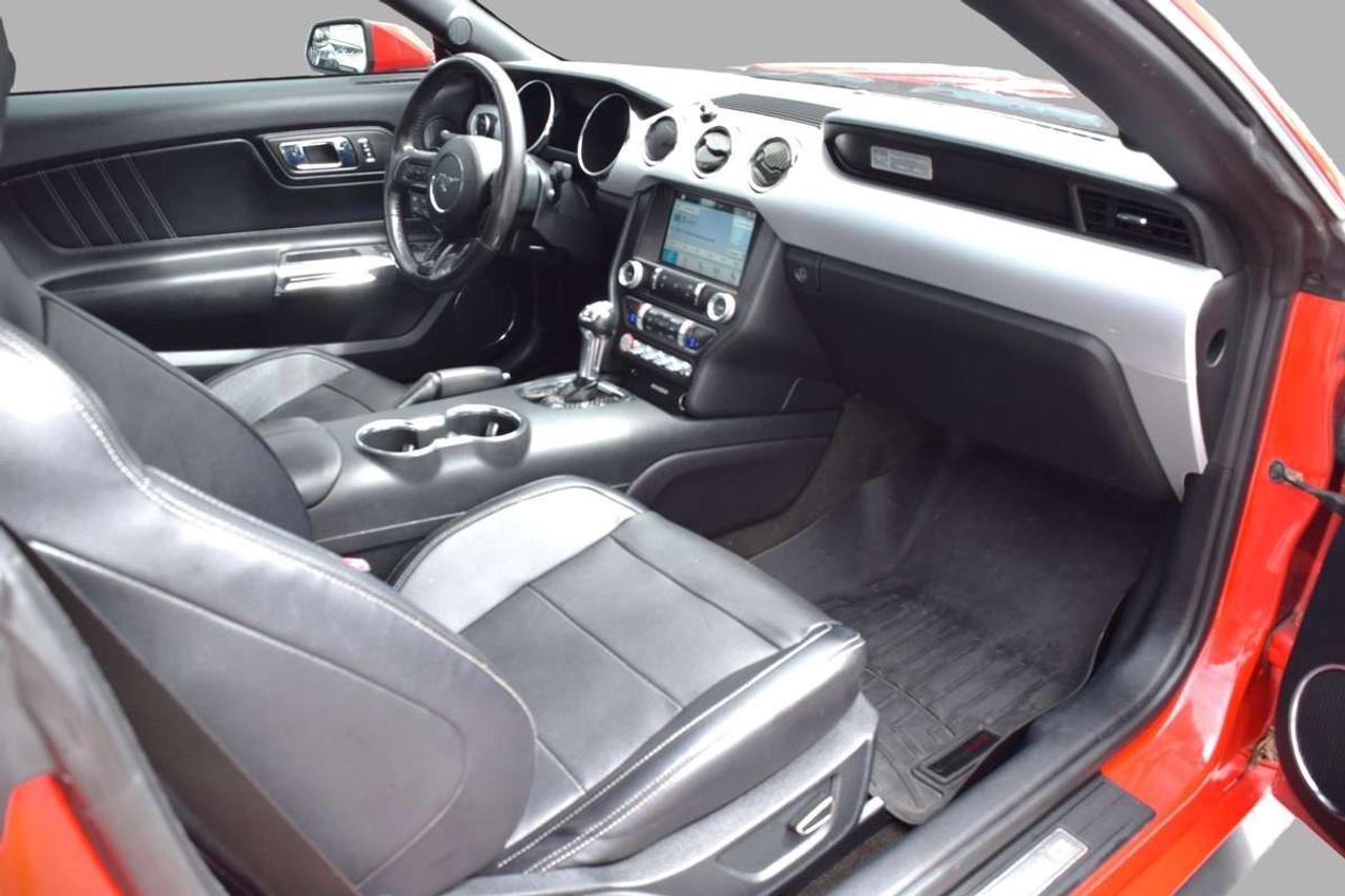 2016 Ford Mustang EcoBoost Premium Convertible Photo