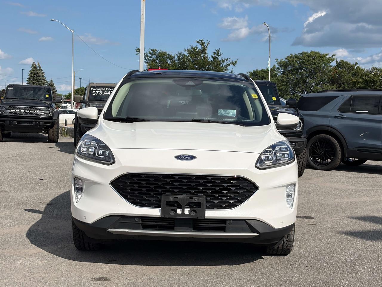 2020 Ford Escape Titanium 4dr All-Wheel Drive Photo5