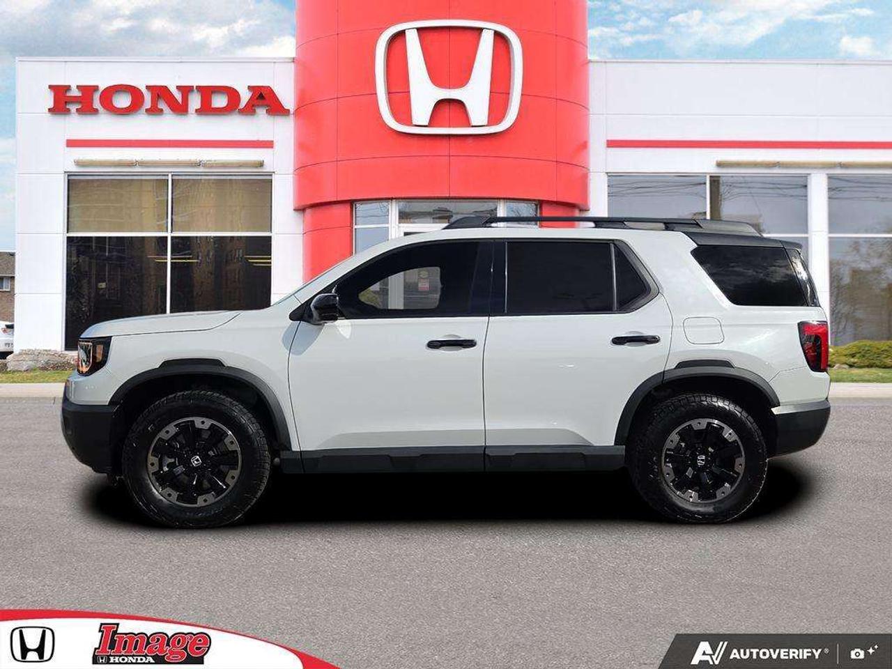 2026 Honda Passport Trailsport Touring   LTHER   LOW KM   VNT SEAT Photo