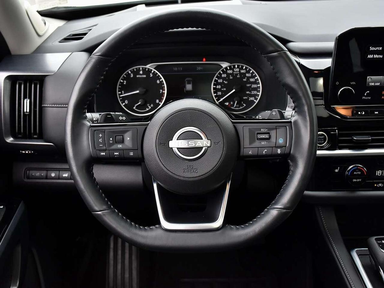 2024 Nissan Pathfinder PREMIUM PACKAGE, BOSE AUDIO, 8 PASSENGER Photo