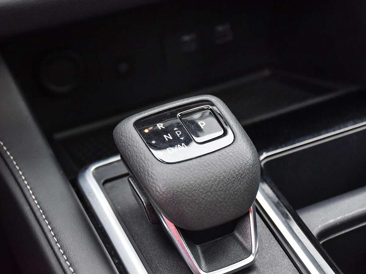 2024 Nissan Pathfinder PREMIUM PACKAGE, BOSE AUDIO, 8 PASSENGER Photo